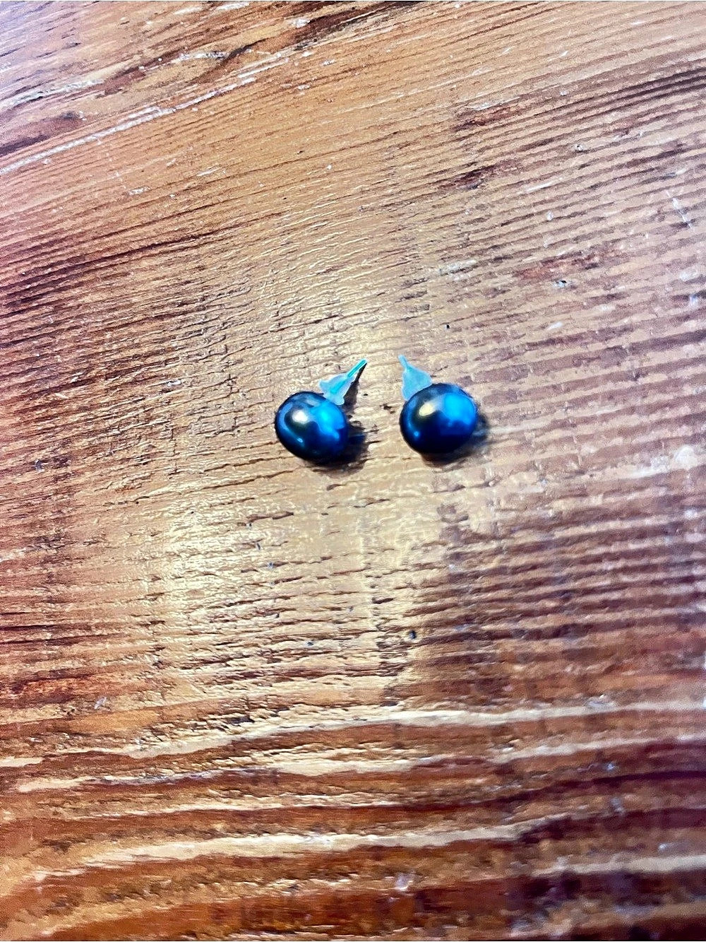 Dark Grey Freshwater Pearl Stud Earrings Like New